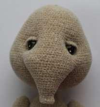LittleOwlsHut Crochet pattern 2017 Ears You may want to leave a long tail before you start to stitch the hole closed and attach to the head when finished. Left ear Rnd 1.