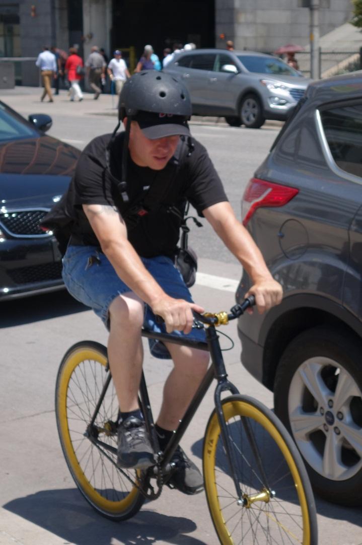 Executive Summary In March 2015, the Office of the Mayor for the City and County of Denver (the City) initiated the development of the Denver Bicycle Safety Action Plan (Action Plan).