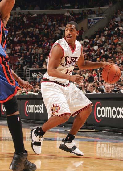 KEVIN OLLIE (continued from pg. 69) 38 career playoff games with averages of 2.2 points and 1.5 assists Appeared in the playoffs with two teams: Philadelphia (1999-00, 2000-01) and Indiana (2001-02).