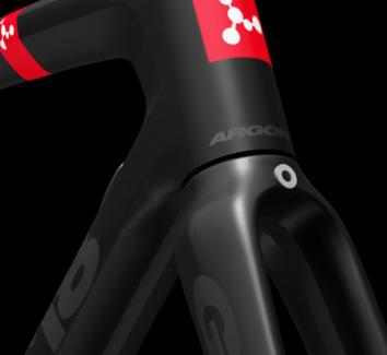 3 headtube heights integrated to every frame size for a race or relaxed fit Benefits: Simple & precise adjustment which provides increased front end rigidity of +5% at 15mm & +11% at 25mm.