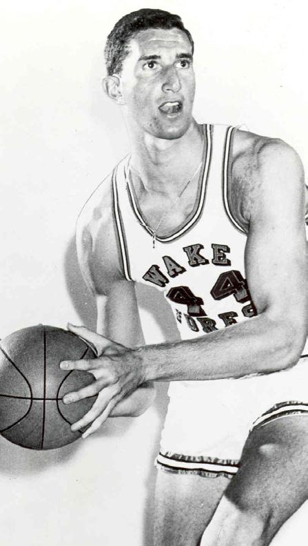 68 #GoDeacs wake forest basketball DOUBLE-DOUBLES SEASON DOUBLE-DOUBLE LEADERS Rk. Player D-Ds Year 1. Tim Duncan 29 1996-97 2. Len Chappell 26 1961-62 3.