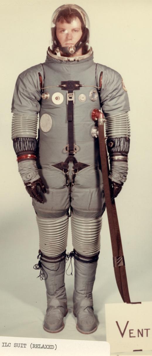 APOLLO BLOCK II COMPETITION SPACESUITS AX-5L ILC Prototype Spacesuit - Prototype model developed in-house by ILC and included in the suit competition by ILC request - Developed from design concepts