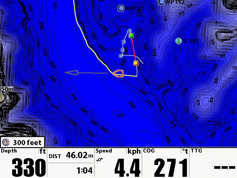 Following the Contour (1100 Series) projected course (displayed in yellow when Follow the Contour is active) boat icon (navigating) i-pilot Link icon (indicating i-pilot Link navigation is in