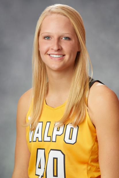 #40 Caitlin Morrison Forward * 6-2 * Sophomore Glenview, Ill. * Glenbrook South 2017-18: Established career watermarks in assists (four) and steals (three) in Valpo s season opener against IU Kokomo.