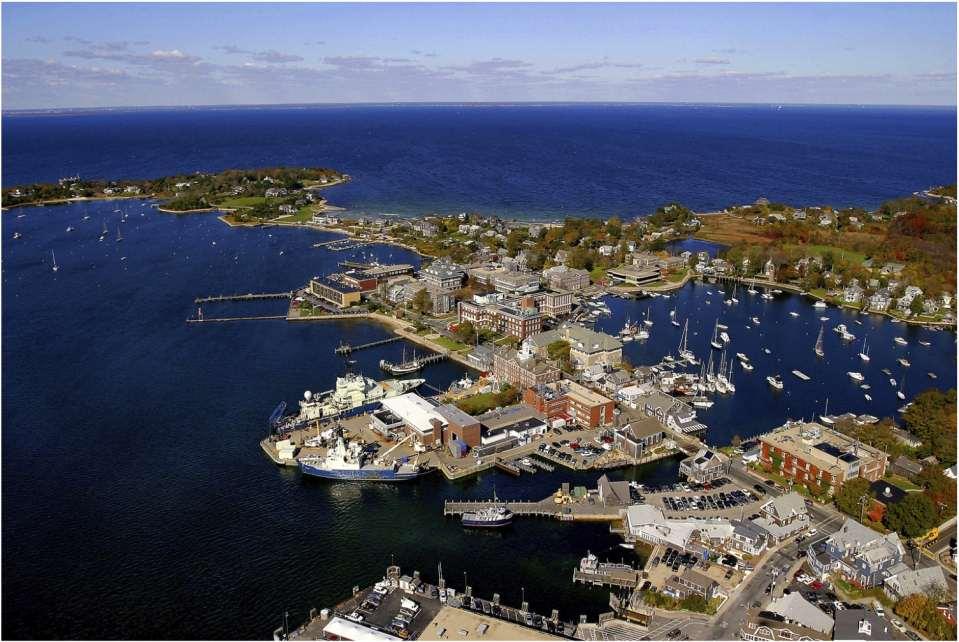 Woods Hole Oceanographic Institution World s largest private ocean research institution ~900 Employees, 143