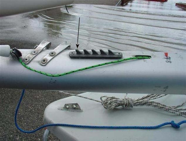Solution No2: Tooth rack (for wire halyards only).