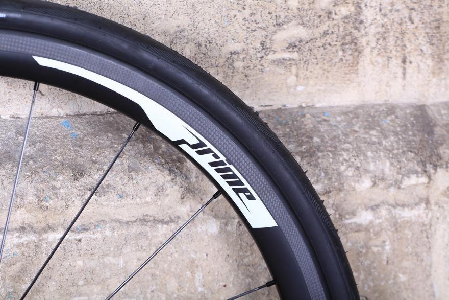 Prime RP-38 carbon clincher wheelset - rim detail.jpg As regards their aero properties, Prime isn't making any particular claims for them other than describing the rim profile as aero.