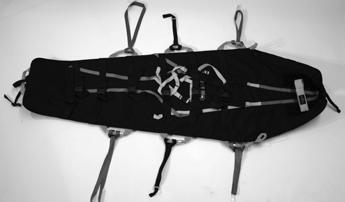 Using the Bridle Ferno/Traverse Vertical Rescue Stretcher 5 - guidelines for use Using the stretcher requires a minimum of two trained operators.