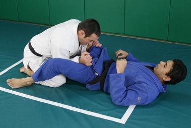 Use this technique when you are in open guard and your opponent has his elbow to the inside of your knee.