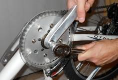 Place this crank onto the bottom bracket and make sure it s 180 degrees i.e. facing the opposite side to the other crank.