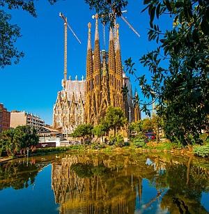 DAY 3 BARCELONA CITY TOUR Take an introductory City Tour of Barcelona, which will highlight many of the top sights and landmarks. Our tour will be both on our private bus and on foot.
