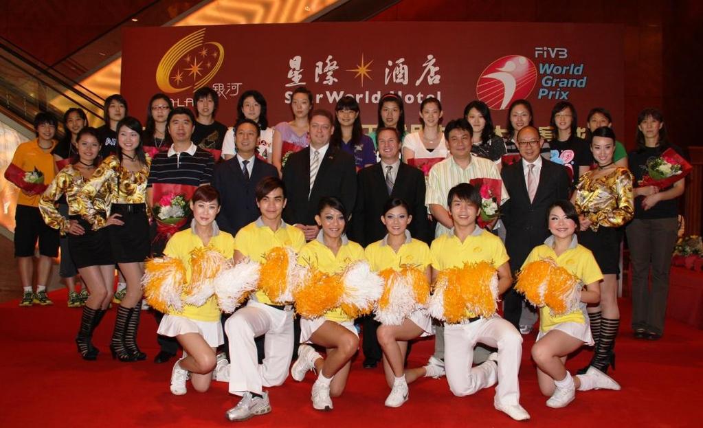 Official Hotel StarWorld Hotel hosts a simple but grand welcome reception for the Chinese