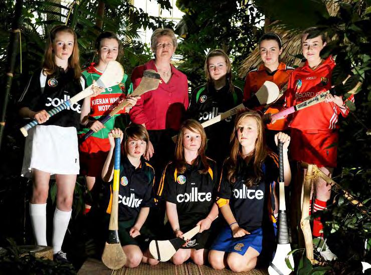 CAMOGIE WORLD HURLING WORLD ISSUE 4 May 25th p 7 President of the Camogie Association Joan O'Flynn with, back row: Niamh Egan, Kildare, Mairead Charlton, Mayo, Leona McCarthy, Limerick, Sionadhna