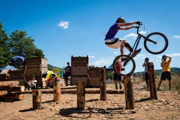 There are some general rules that are same for all trial biking events. But different rules are also applied based on different organizations and events.