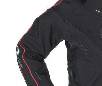 The D7 PRO is the preferred drysuit choice for divers who appreciate quality, style and performance.