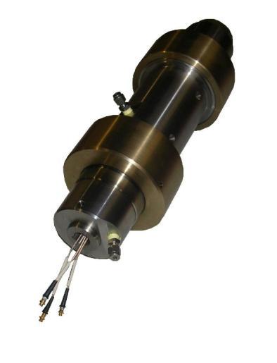 ACOUSTIC VELOCITY COREHOLDER (AVC SERIES) The AVC Series core holders are standard triaxial type core holders in which radial and axial loading are independent.