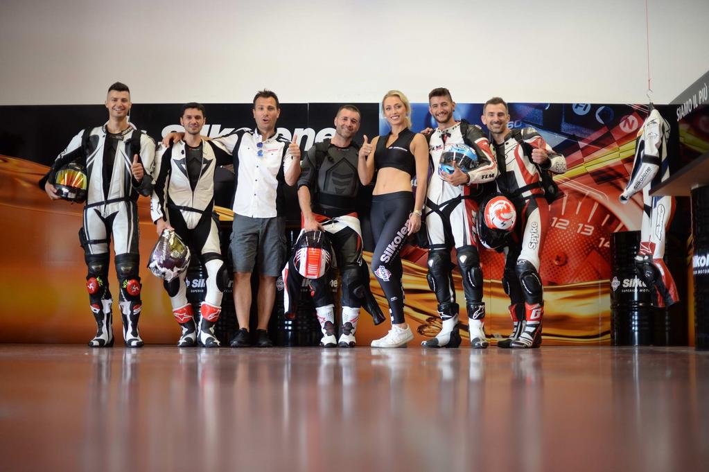 It is organized for those who want to improve their performance on this legendary circuit, who like to feel the adrenaline of the track and share their passion with friends, explained Cristina