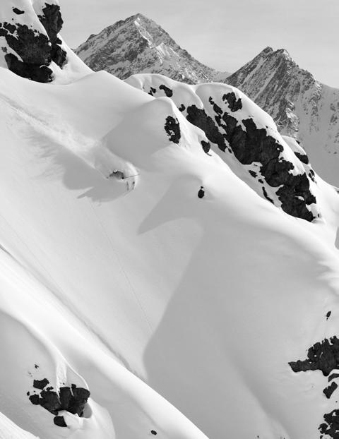 BODACIOUS ARNE BACKSTROM FREE TO INSPIRE In 2009, Arne Backstrom, ski alpinist and overall freeride skiing phenomenon, approached the Blizzard development team with an inspiration for a new way to