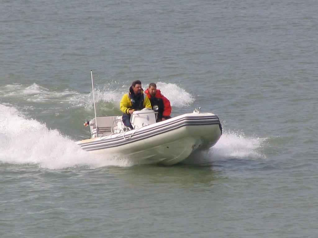 Proluxe 561 Mid Engine diesel APPROVED SOLAS RESCUE BOAT Lloyds Type Approval SAS S100045 MED Approval - MED 1050078 The Proluxe 561 rescue boat was