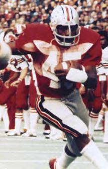 OSU s 22-game unbeaten streak and bid for a second-consecutive national title. 1970 Jim Stillwagon wins both the Outland and the first Lombardi Award.