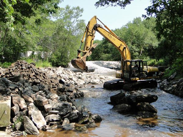 BEFORE THE DEMOLITION STARTS, MULTIPLE STEPS: DEP, Army Corps permits Notify neighbors Test sediments Engineering plans for demolition Stabilize stream