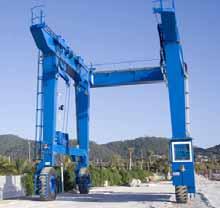 Types of Cranes Mobile Telescopic Tower Gantry/Overhead Vessel So, let s begin by learning a little more about cranes and crane operations.
