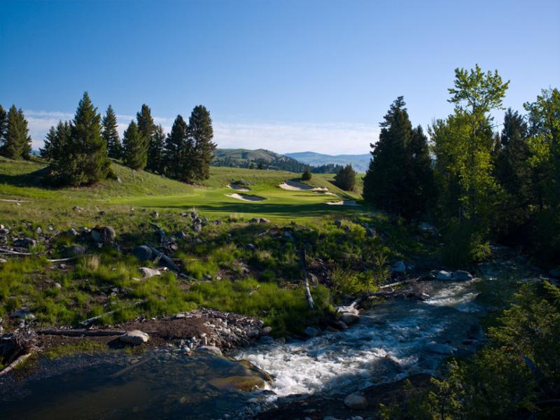 Registering at 7,466-yards, the par-71 layout boasts impressive hole constructions as well as a magnificent panorama at a 4,500-foot plus elevation.