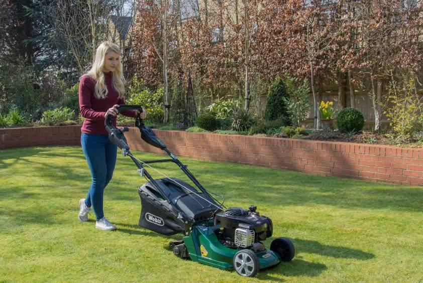 lever height of cut adjustment 5 Cutting heights: 25mm -75mm Soft grip foldable handles 60 Litre grass collection bag