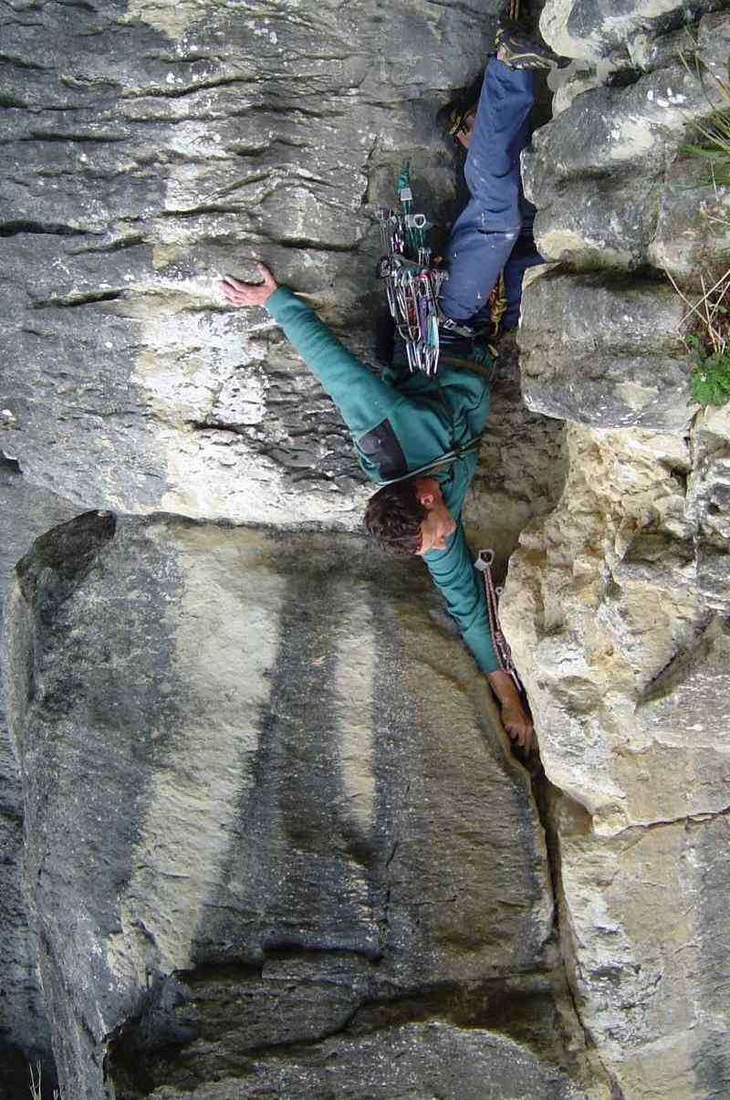 MANGAOTAKI - 14 Kommander Keen (17) 15m The overhanging left hand arete and face of the slab boulder.