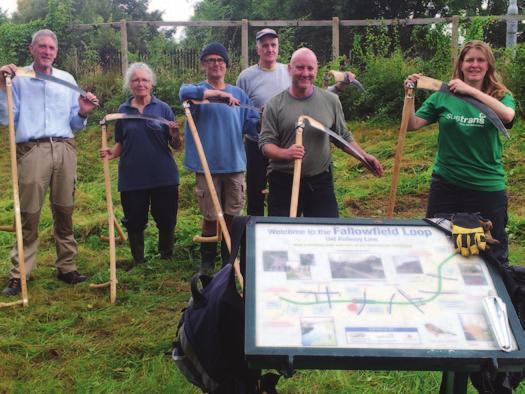 The Friends of the Fallowfield Loop run other events, such as family-friendly rides and clean-ups of the whole route, while Rangers look after a specific short section of the path (see the