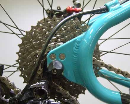 cable Setup yeti tips In order to experience the best shifting performance possible it is imperative that the cable routing procedures outlined below are