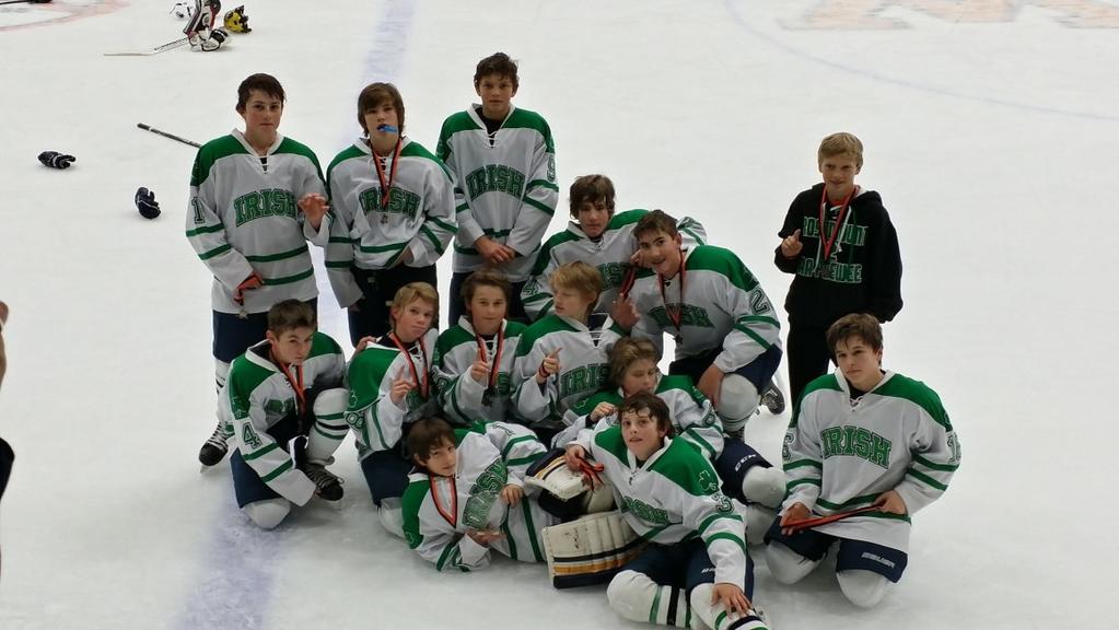 Traveling Team News Peewee AA -Many of the top Peewee AA teams in the state were on hand for the 16 team Big Pumpkin Invitational in Fargo over Halloween weekend and the boys came back with a 3rd