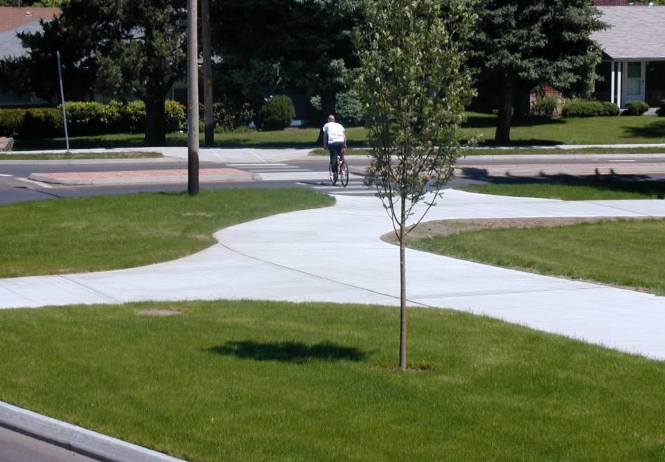 Bend OR Designing for Bicycle Safety Intersections