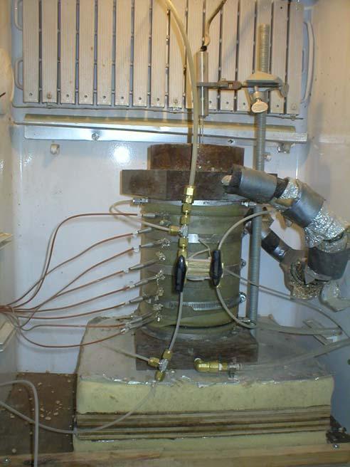 6 FIGURE 4 entire freeze-thaw / gas permeability test apparatus. TABLE 1 silty sand properties.