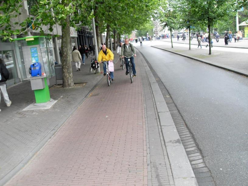 One-way cycle track in The Hague Raised curb