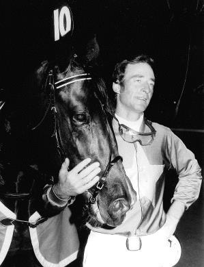 affinity between the horse and his trainer Bill Horn.