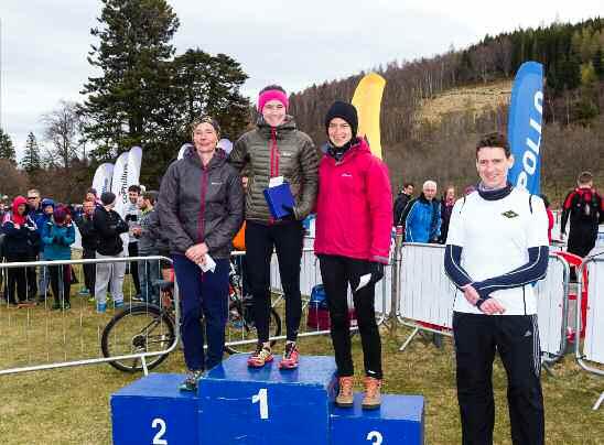 Ellie Buchan (Aberdeen AAC) bounced back from a roubling ankle injury o ake he women's prize, compleing he challenging bu scenic course, which follows esae roads, foresry racks and rough errain, in
