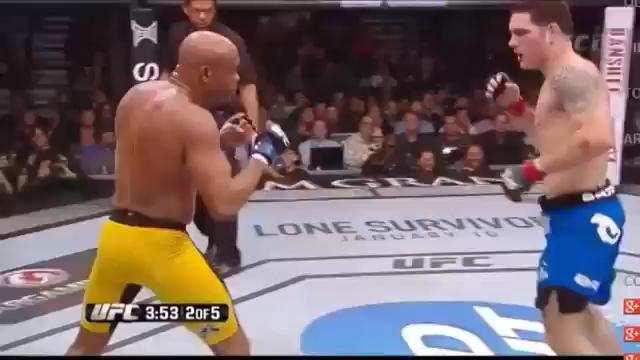 Anderson Silva vs Chris Weidman UFC 168 was a fight that is hard to forget.