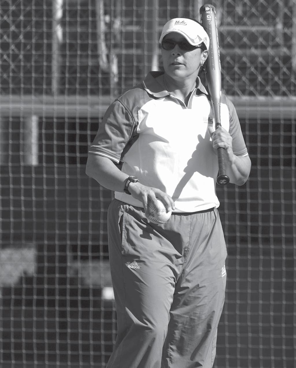 Assistant coach Gina Vecchione begins her ninth season as a member of the UCLA coaching staff in 2008, continuing her work with the Bruin outfi elders and hitters.