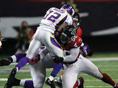 BAND OF BACKERS LOFTY SEASON In his fourth season in a Falcons uniform, LB Curtis Lofton played a pivotal role in Atlanta s defense.