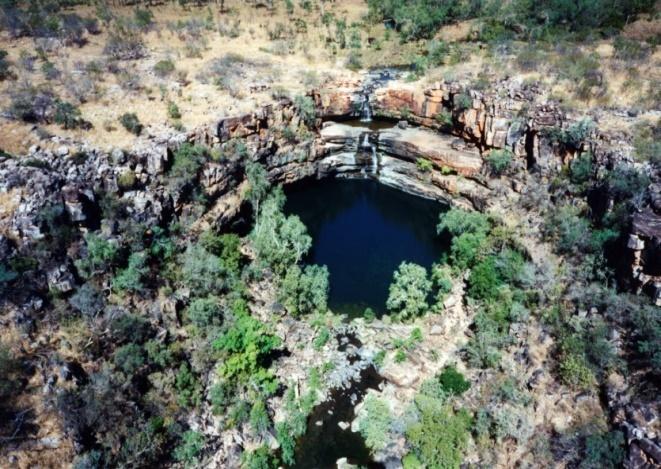 REMOTE BACKPACKING IN THE KIMBERLEY On 3 May 2017, Michael Cusack used a PowerPoint presentation to take the Kimberley Society audience on a virtual walk through their favourite region.