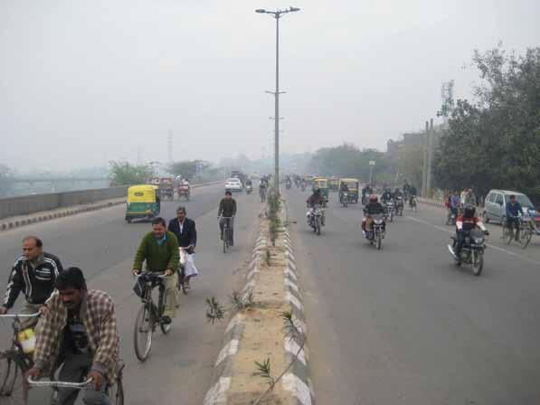 Karaw al Nagar TYPICAL CROSS SECTION FOR NORMAL ROAD SECTION Khaju ri Khas Juncti on Yamun a Vihar Mor i Gat e Shast ri
