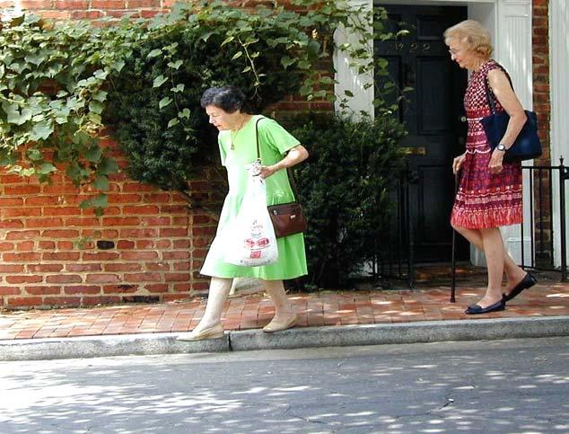 Walkable neighborhoods encourage more walking in older adults Older women who live within walking distance of trails, parks or stores recorded significantly higher