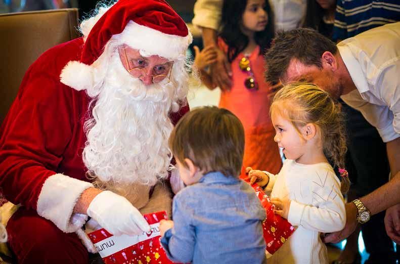 SANTA S WORKSHOP THURSDAY 21 AND FRIDAY 22 DECEMBER 2:00PM 4:00PM Christmas arts & crafts, climbing wall, face painting, construction games and fun indoor activities 3 years old + AED 120 per child