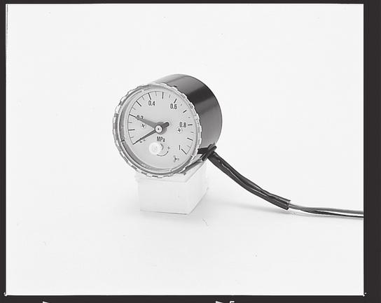 Pressure gauge with switch G52D Series Features Introducing a pressure switch function to the analog pressure gauge Nonpolar connector used as option ctivation confirmation lamp as option Pressure
