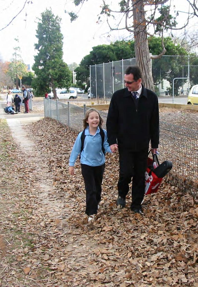 Safe School Travel in the ACT Information Sheet 10 Walking to school Walking is a fantastic way to get around Canberra, be it for health, recreation or getting to school.