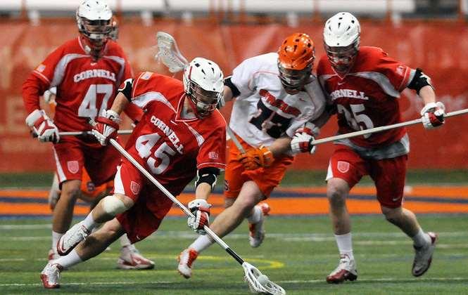 There are 209 men teams that compete at the Men s Collegiate Lacrosse Association (MCLA) level where most of the major universities of the US are participants.