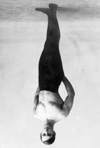 3 3 He died from a heart attack in 1926. George won an Olympic gold medal in wrestling at London in 1908. Alfred Gilbert (135) of Yale was an exceptional all-around athlete with a brilliant mind.