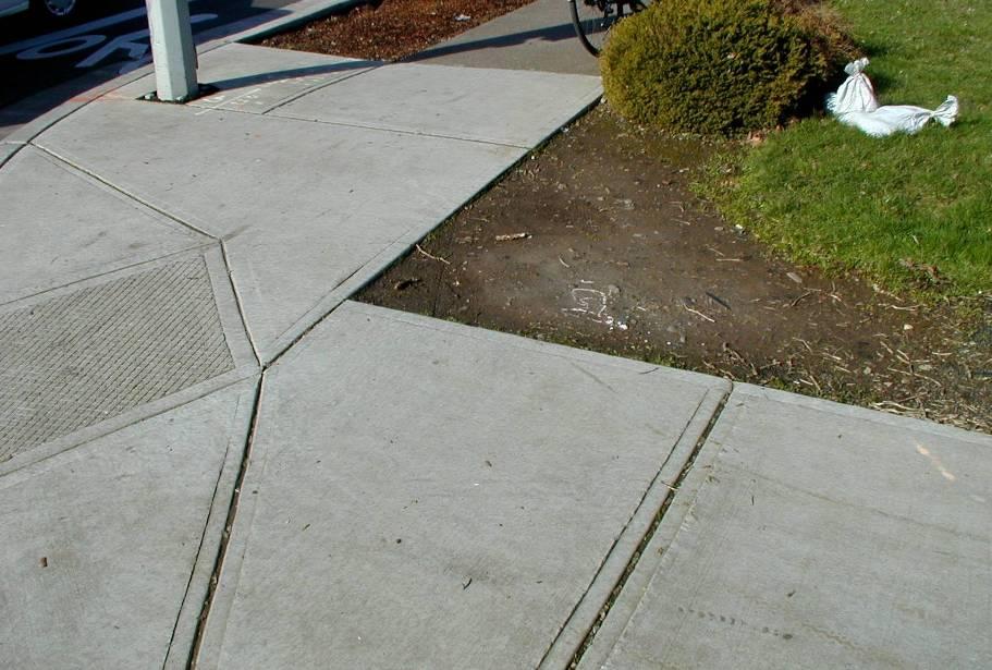 Turning Space Non-compliant curb ramps without a turning space