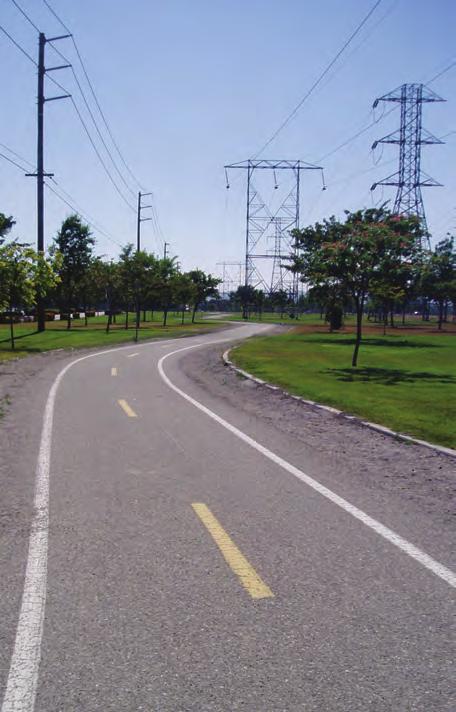 Minimum Width CLASS I BIKE PATH 8 feet with additional 2 foot wide shoulder BICYCLE DESIGN GUIDELINES This section outlines design guidelines and best practices for bicycle facilities recommended for